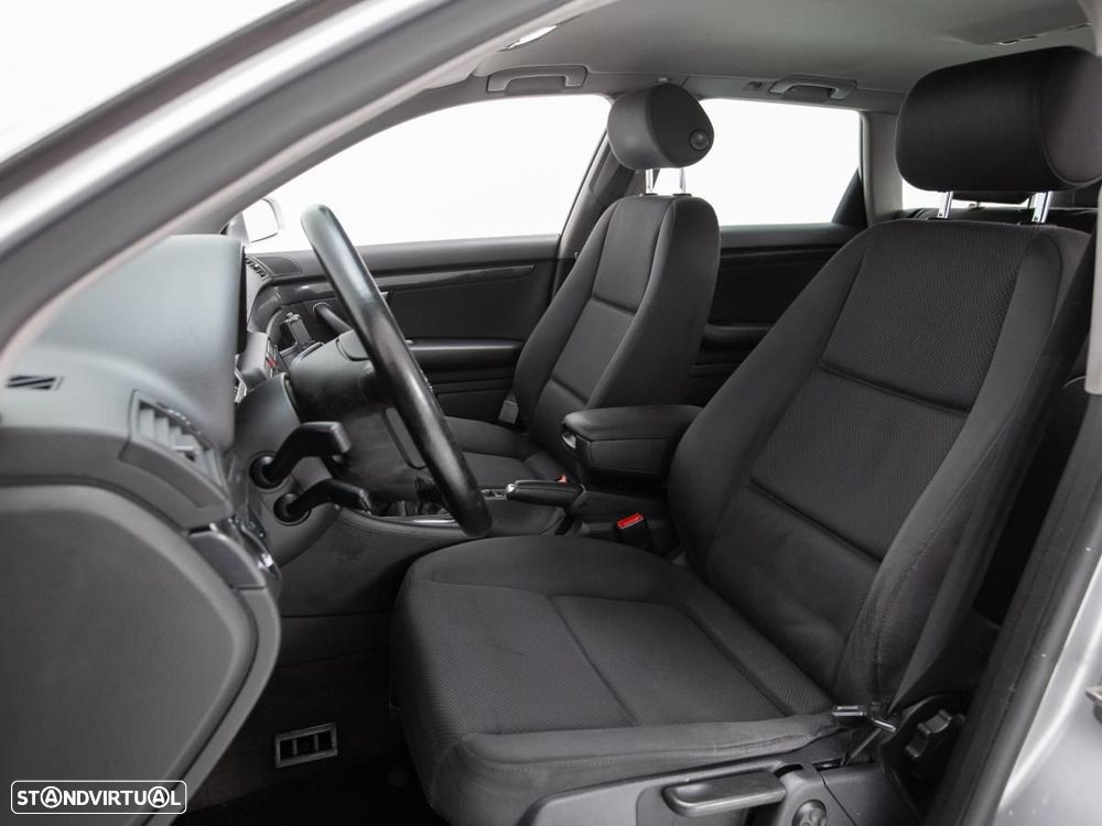 Audi A4 Avant 1.9 TDI - 7