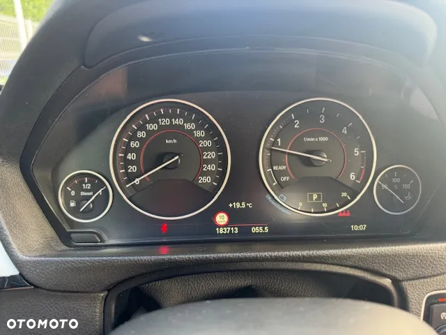 BMW Seria 3 335d xDrive M Sport - 9
