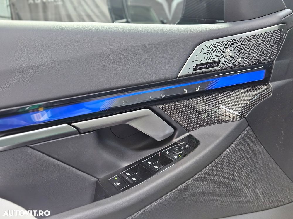 BMW M5 xDrive AT PHEV - 18