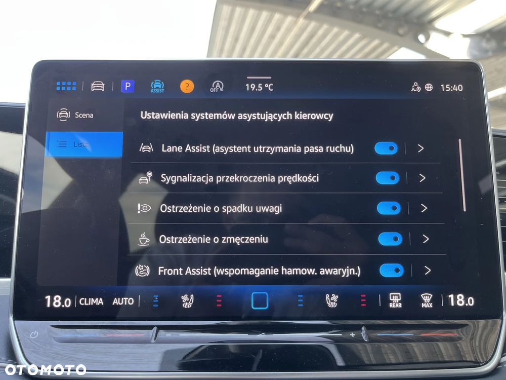 Volkswagen Passat - 37