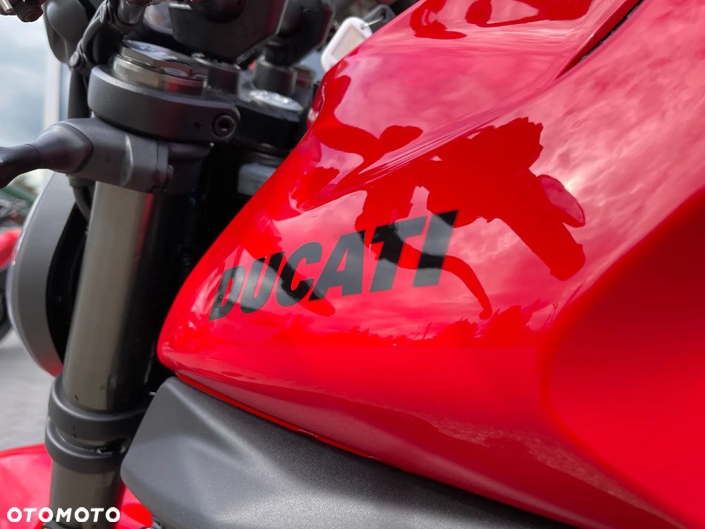 Ducati Monster - 26