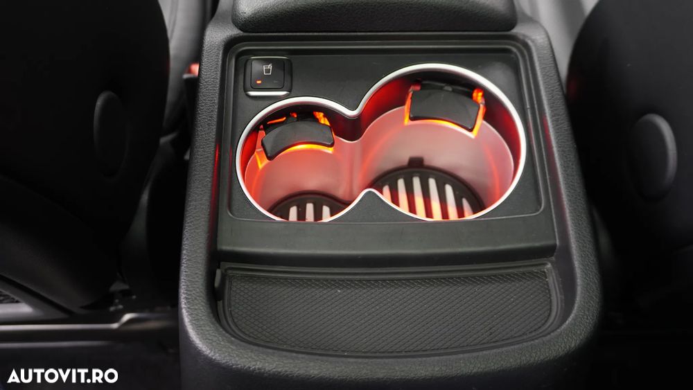 Mercedes-Benz V 300 d Compact Avantgarde - 13