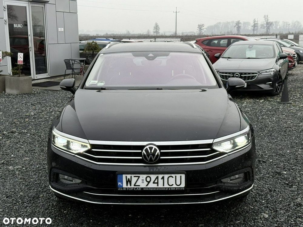 Volkswagen Passat - 2
