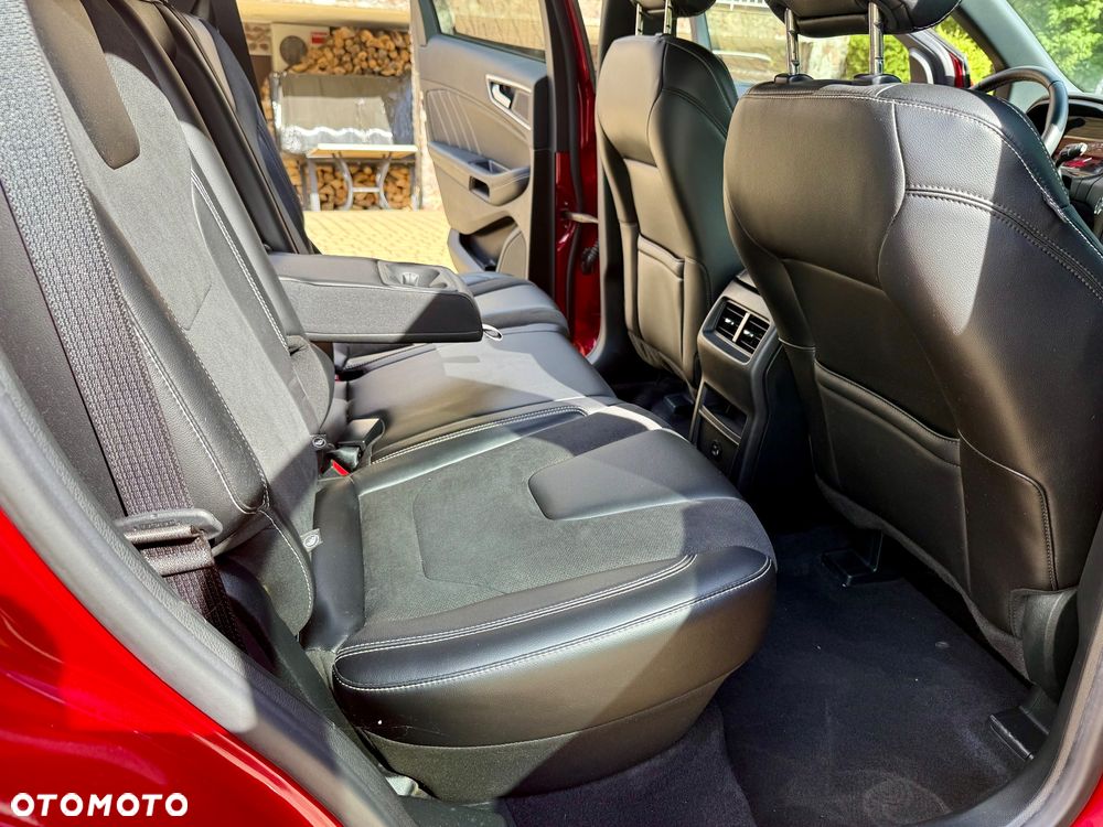 Ford Edge - 12