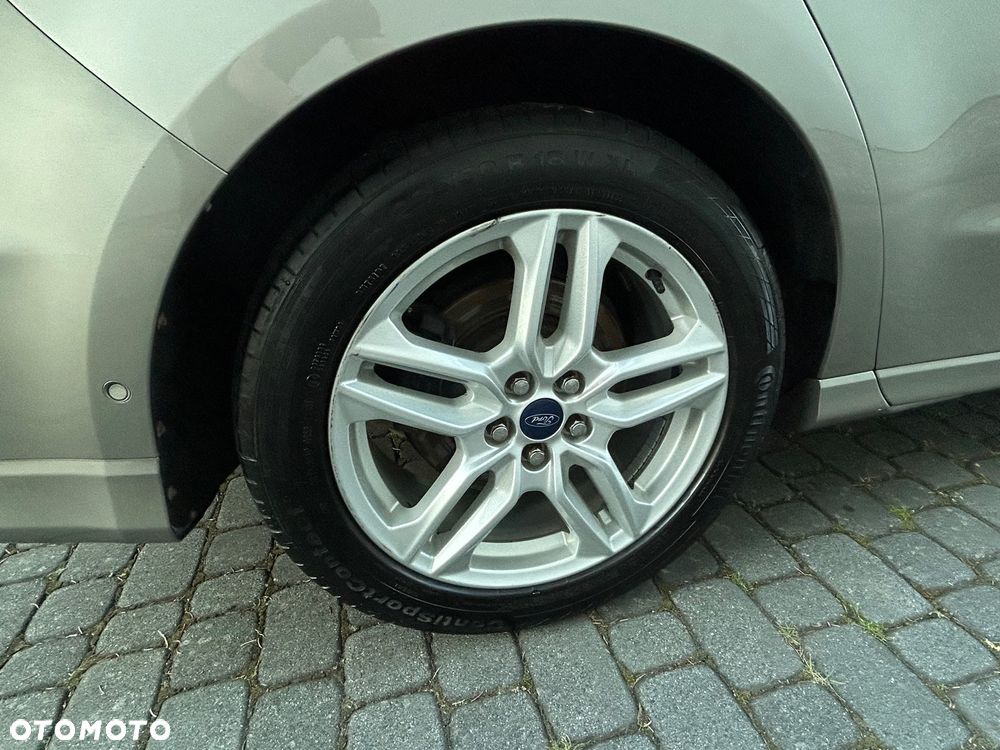 Ford S-Max - 18
