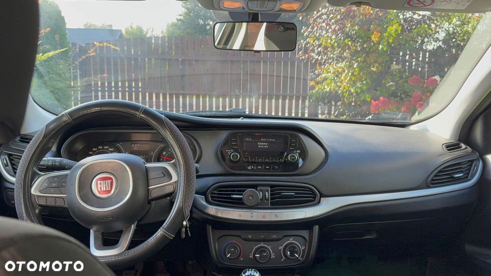 Fiat Tipo 1.4 16v Easy - 9