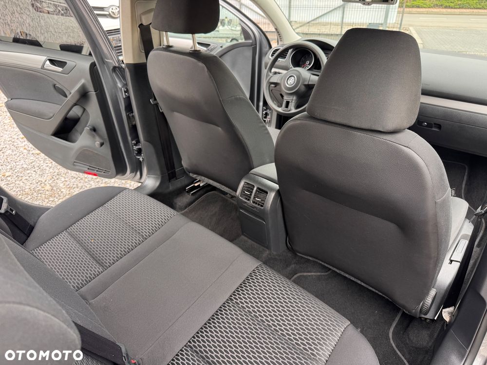 Volkswagen Golf - 19