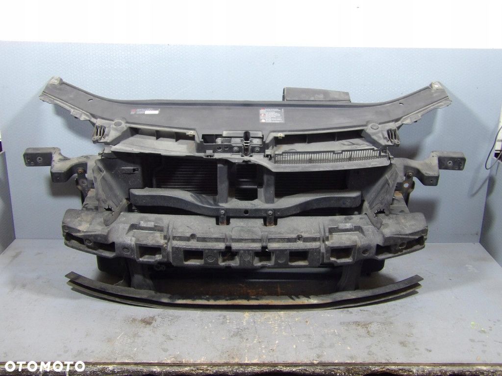 VW PASSAT B6 2.0TDI MANUAL PAS PRZEDNI KOMPLET CHŁODNIC - 1