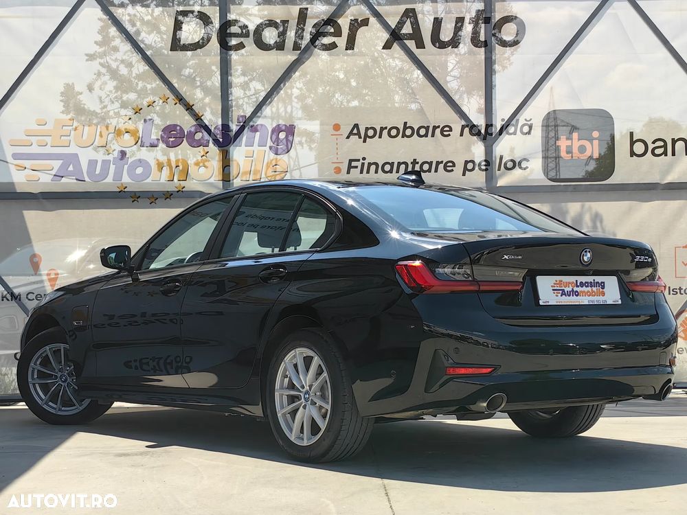 BMW Seria 3 330e xDrive AT PHEV - 13