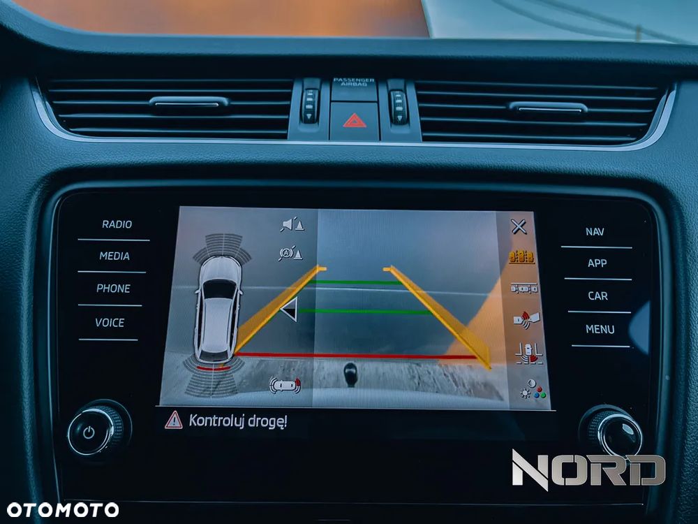 Skoda Octavia 2.0 TDI 4x4 Style DSG - 20