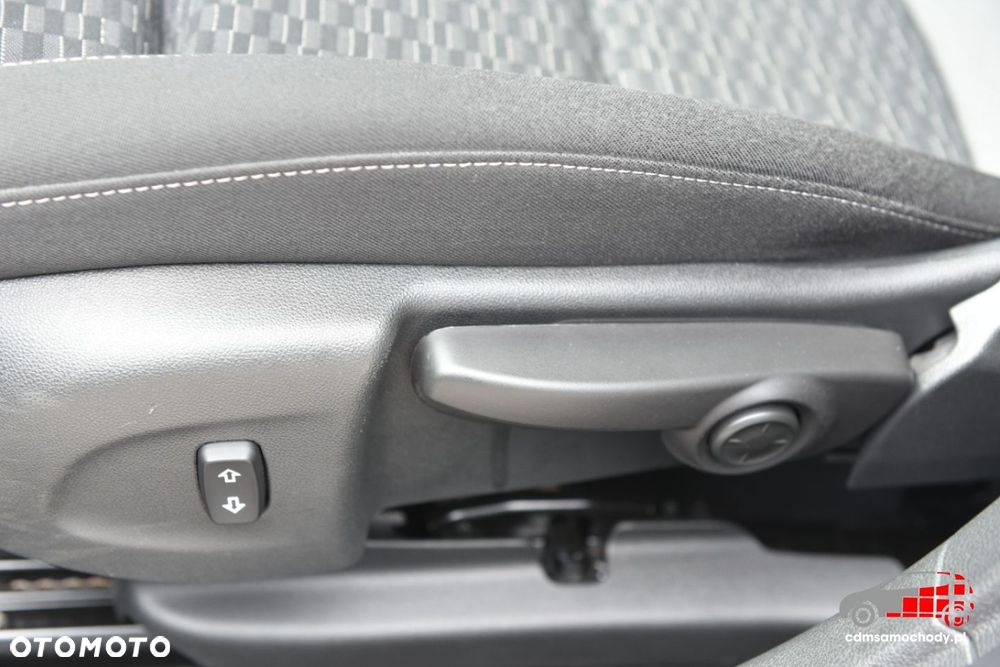 Opel Astra - 33
