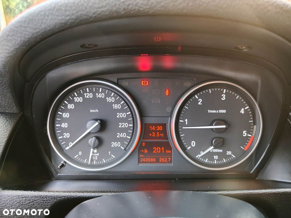 BMW X1 sDrive16d Sport Line - 32