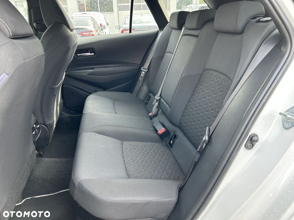 Toyota Corolla 1.8 Hybrid Comfort - 13
