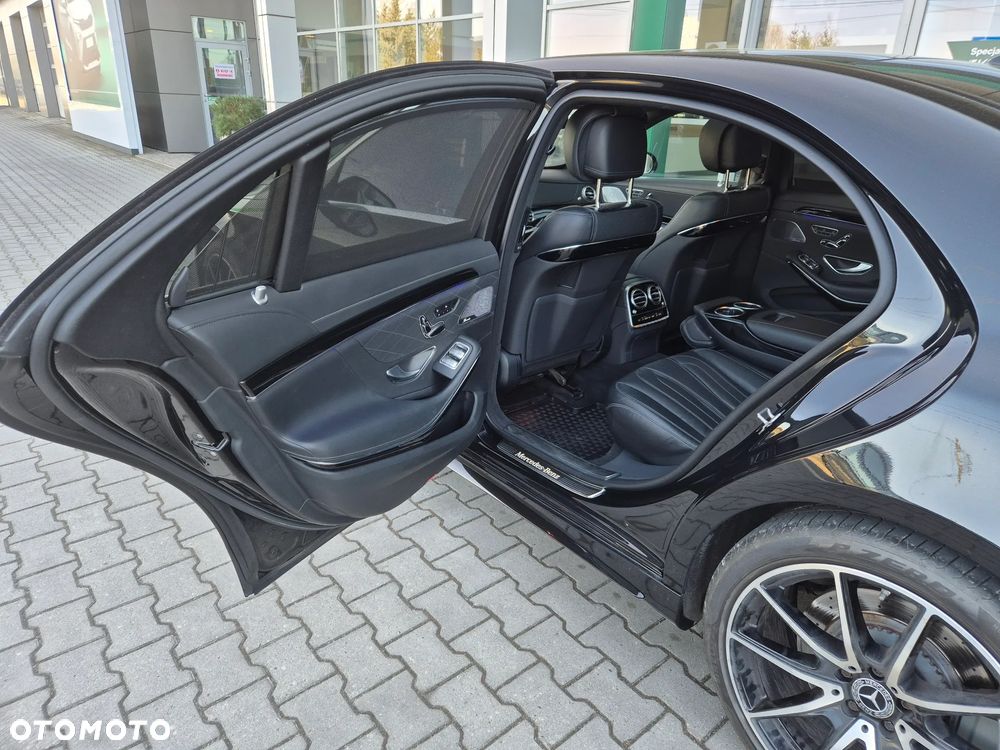Mercedes-Benz Klasa S 560 4-Matic L 9G-TRONIC - 15