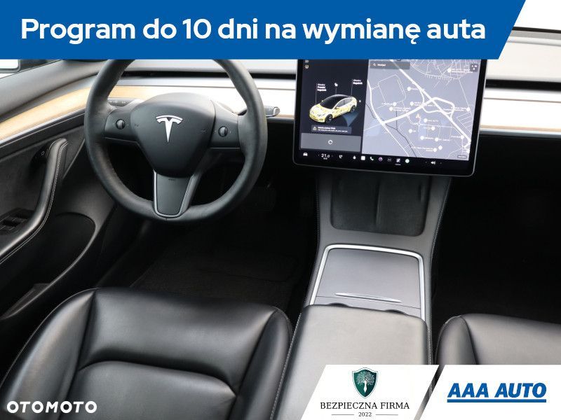 Tesla Model 3 - 9