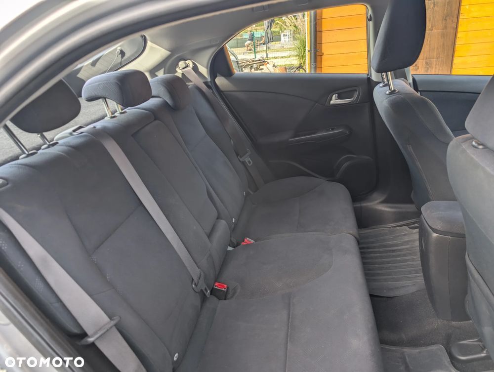 Honda Civic 1.8i-VTEC Sport - 9
