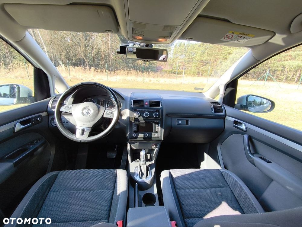 Volkswagen Touran 1.6 TDI DPF BlueMotion Technology DSG Comfortline - 15