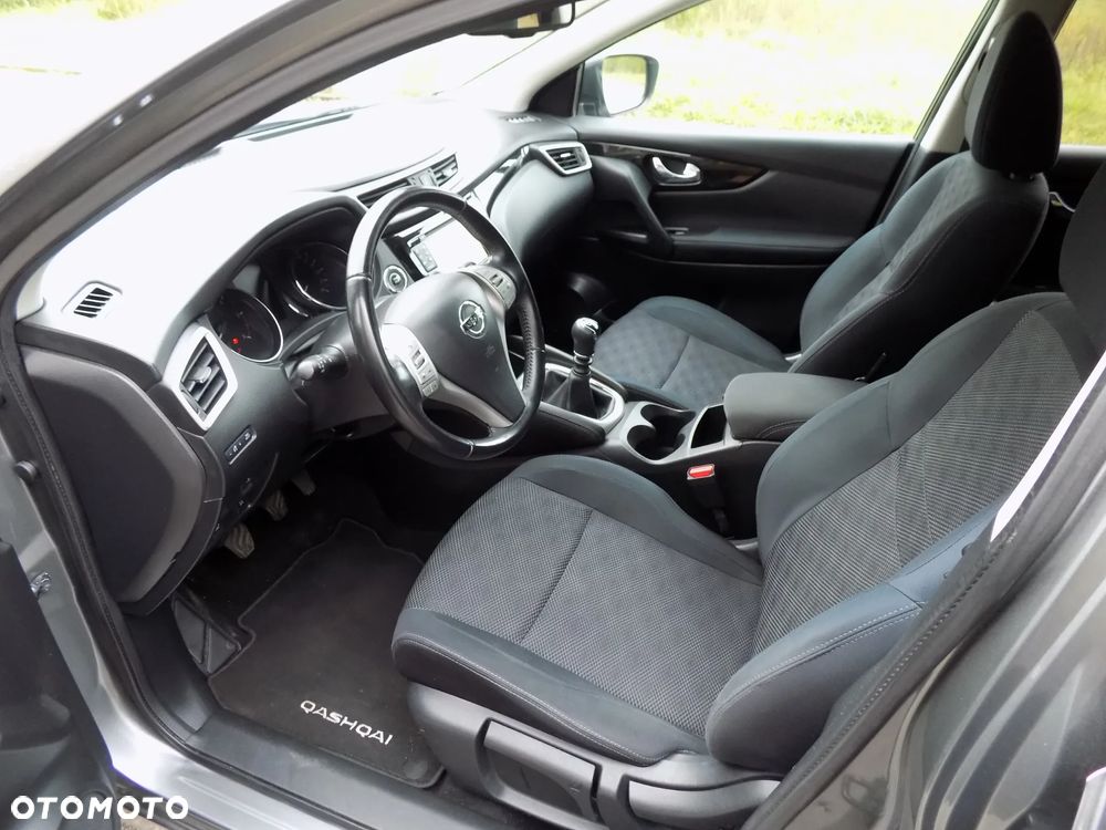 Nissan Qashqai 1.5 dCi Tekna - 9