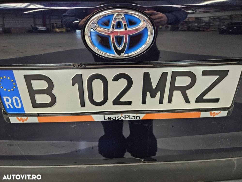 Toyota RAV4 - 16
