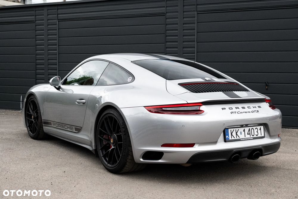 Porsche 911 Carrera GTS PDK - 2