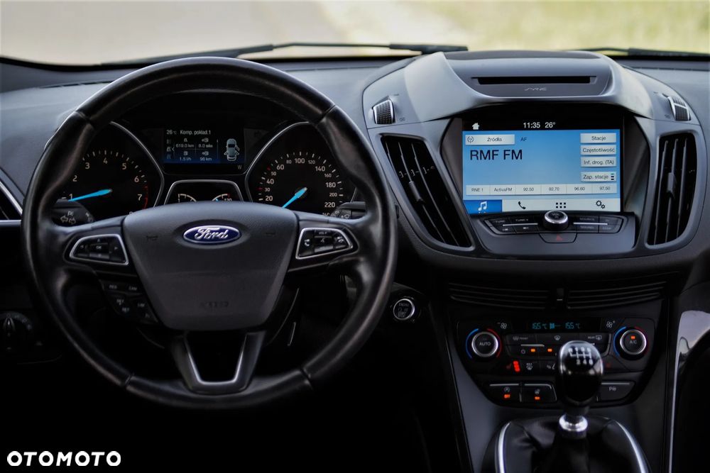 Ford Kuga - 38
