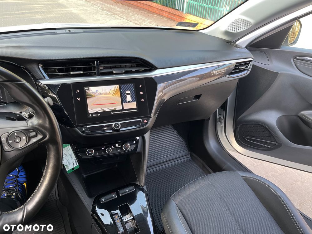 Opel Corsa 1.2 T GS S&S - 11