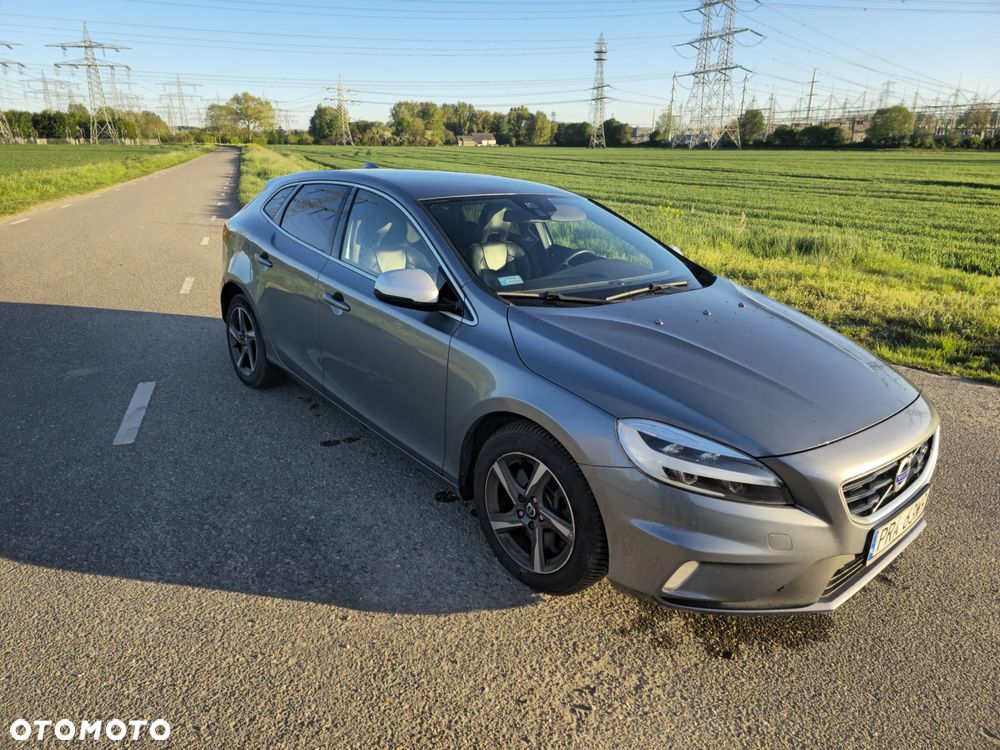Volvo V40 D4 RDesign - 2