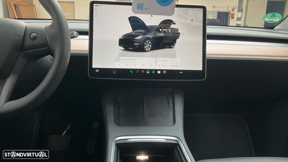 Tesla Model Y Long Range Dual Motor AWD - 5