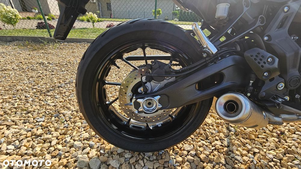 Yamaha MT - 10