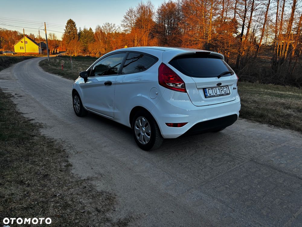 Ford Fiesta 1.25 Trend Edition - 6