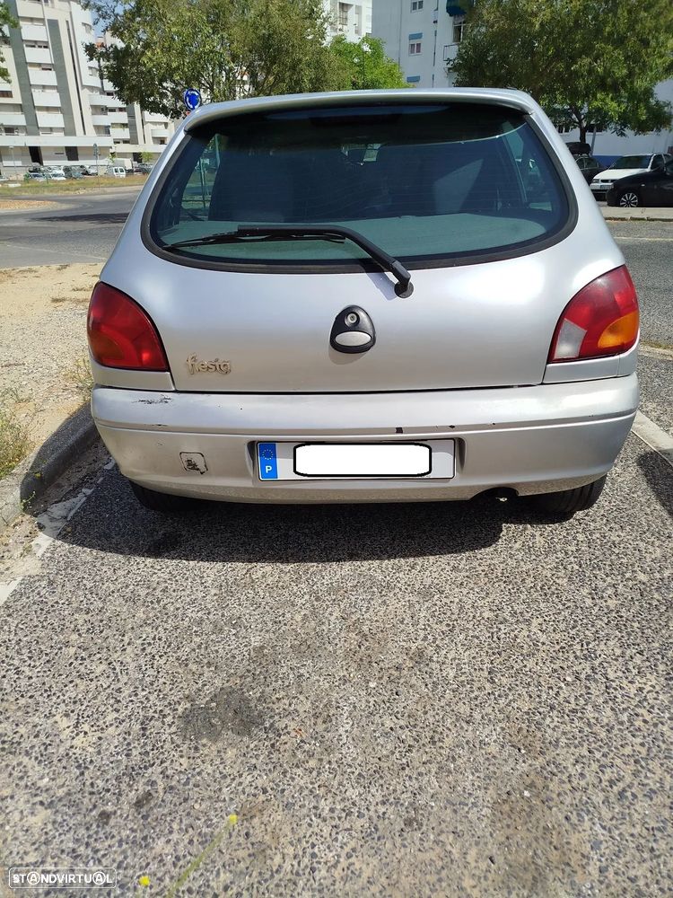 Ford Fiesta 1.25 Ghia - 4