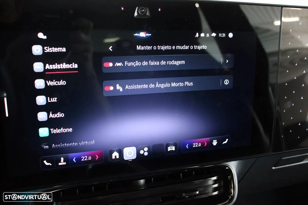 Mercedes-Benz CLA 250+ EQ - 26