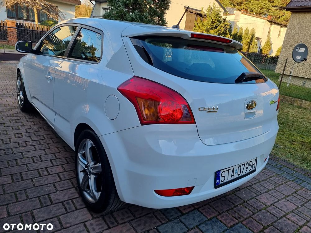 Kia ProCeed 1.4 Comfort + - 6