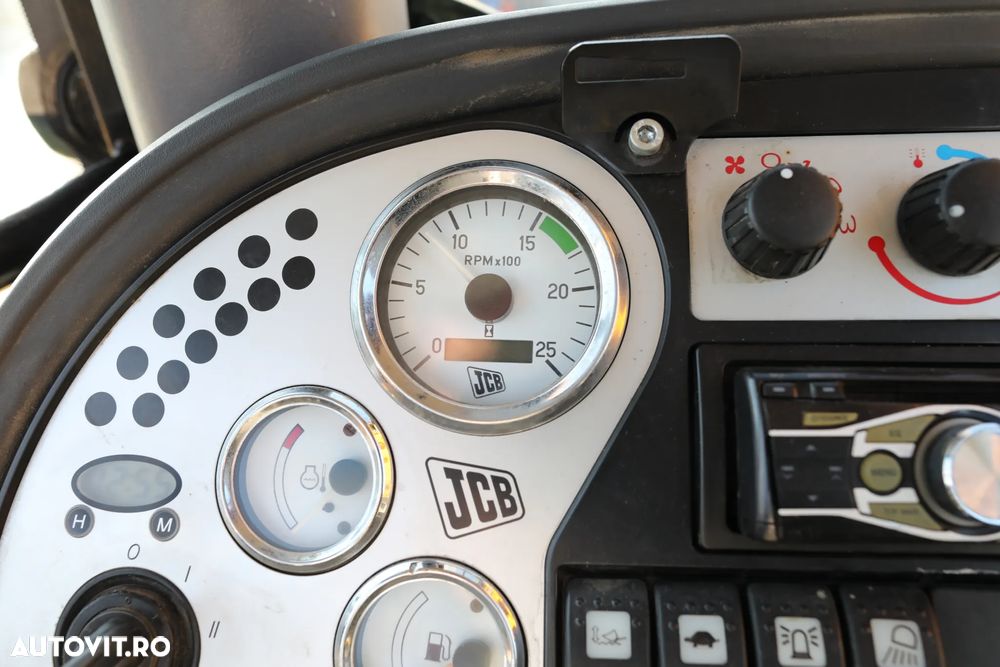 JCB 3CX 4T - 18