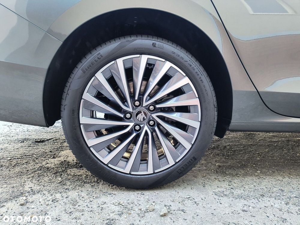 Skoda Superb 2.0 TDI SCR 4x4 L&K DSG - 21