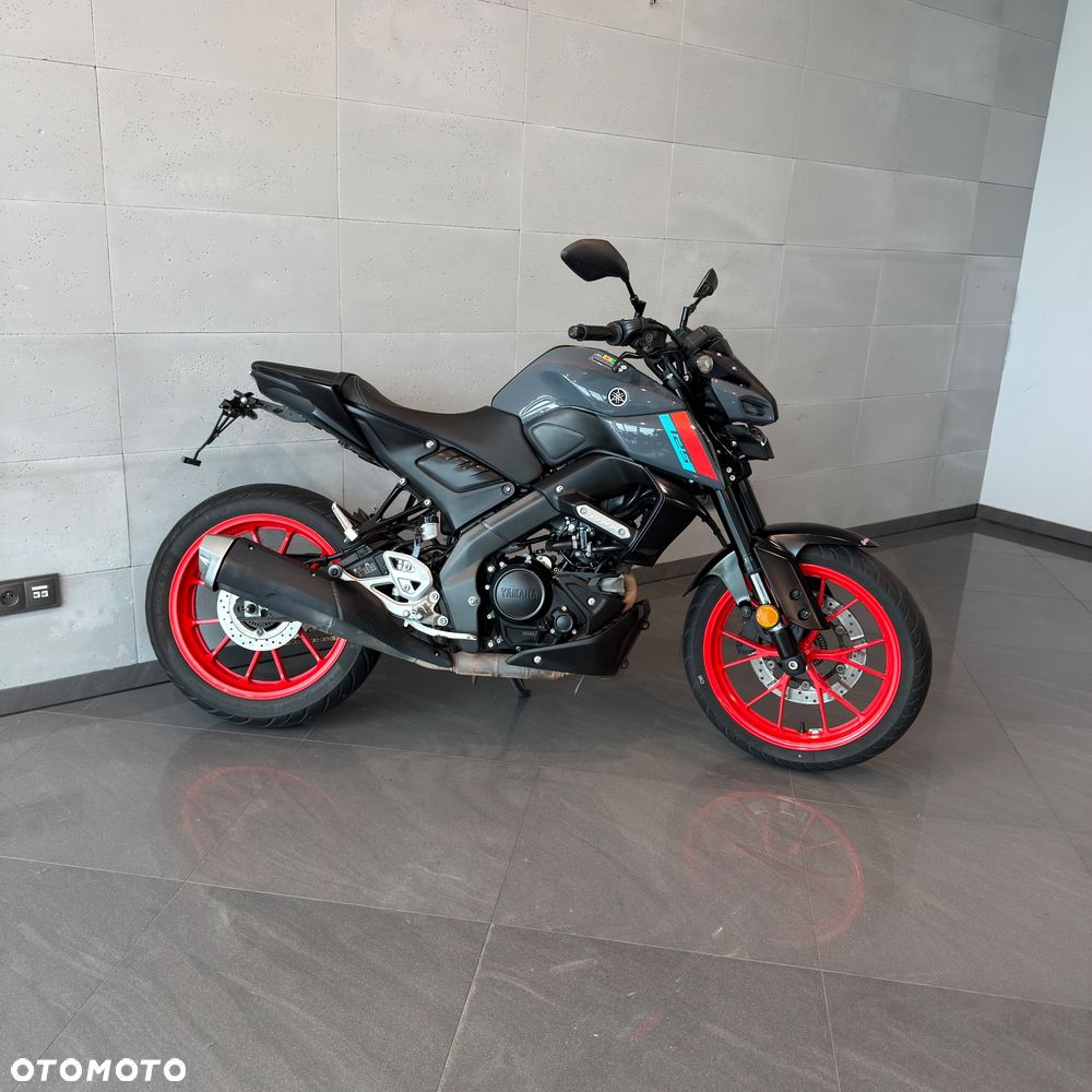 Yamaha MT - 2