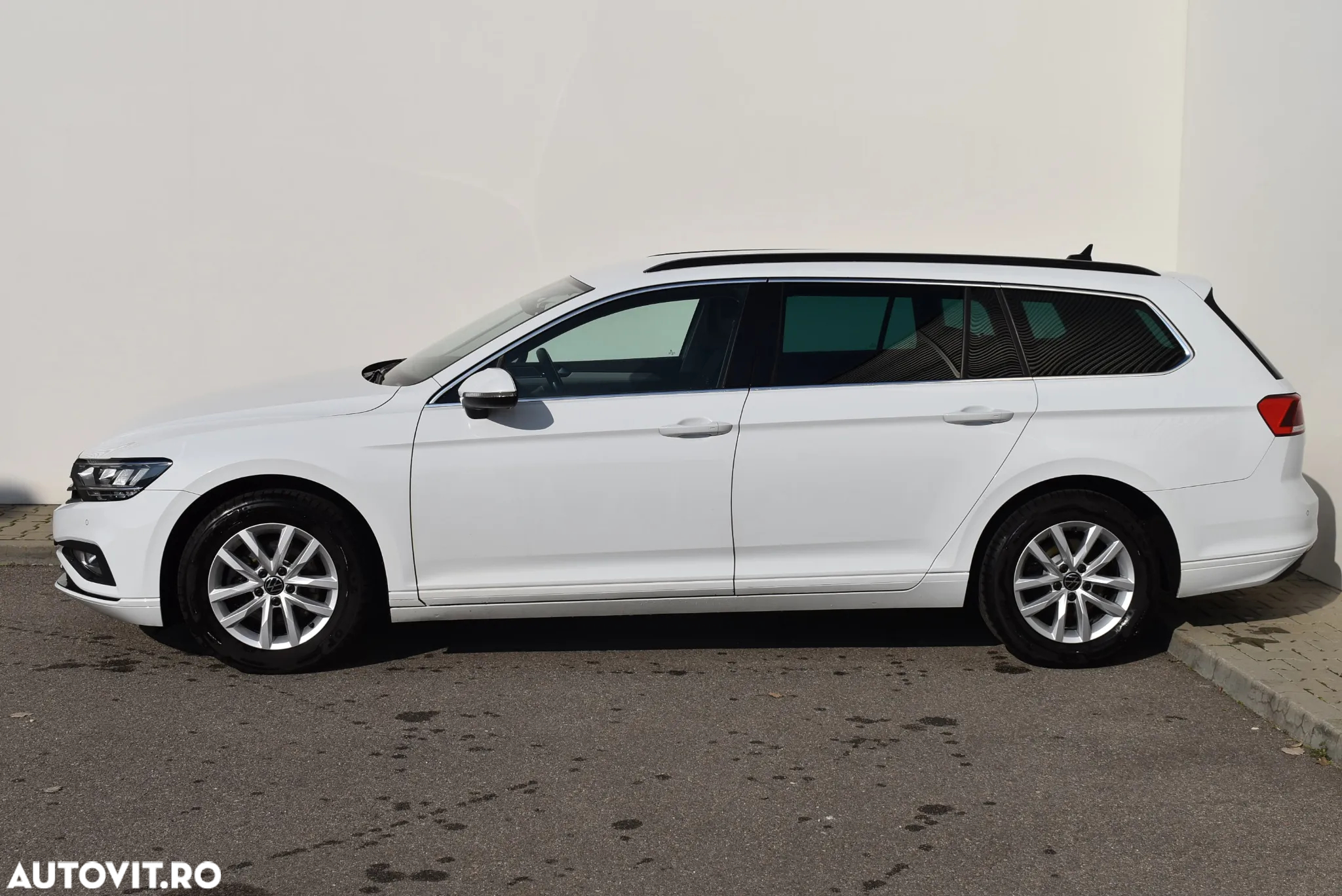 Volkswagen Passat Variant 2.0 TDI DSG (BlueMotion Technology) Comfortline - 8