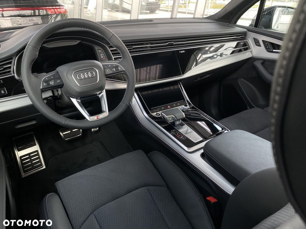 Audi Q7 - 17