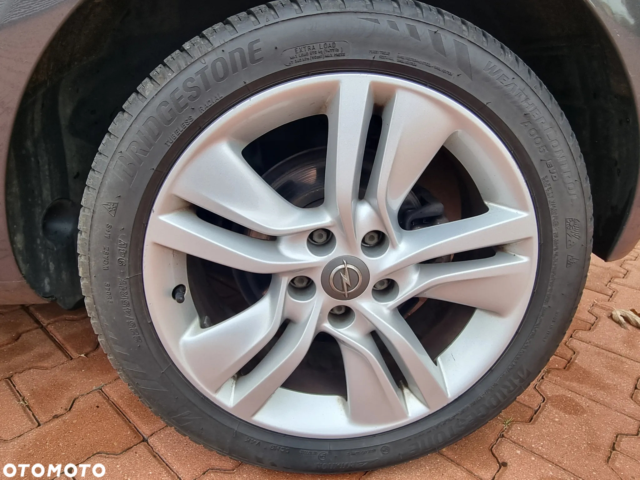 Opel Meriva 1.4 T Cosmo S&S - 30