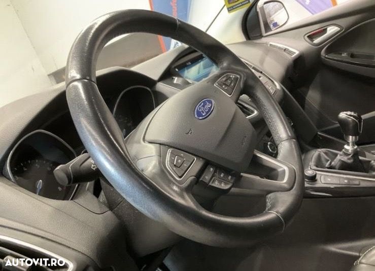 Ford Focus 1.5 EcoBoost Start-Stopp-System Titanium - 13