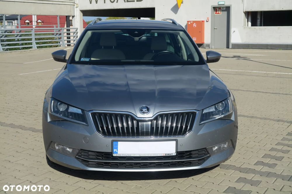 Skoda Superb 2.0 TDI L&K - 3