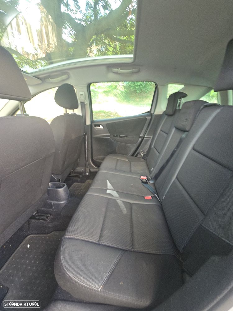 Peugeot 207 SW 1.4 Urban - 31