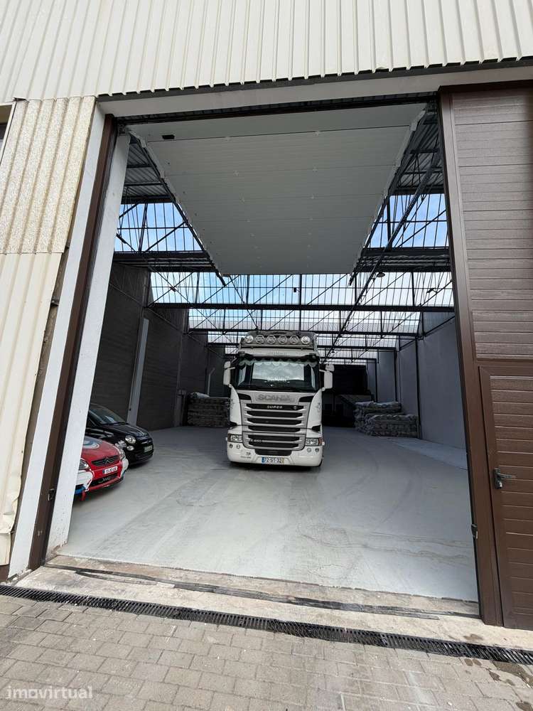 Armazem 490 m2 Trofa centro - Grande imagem: 4/12
