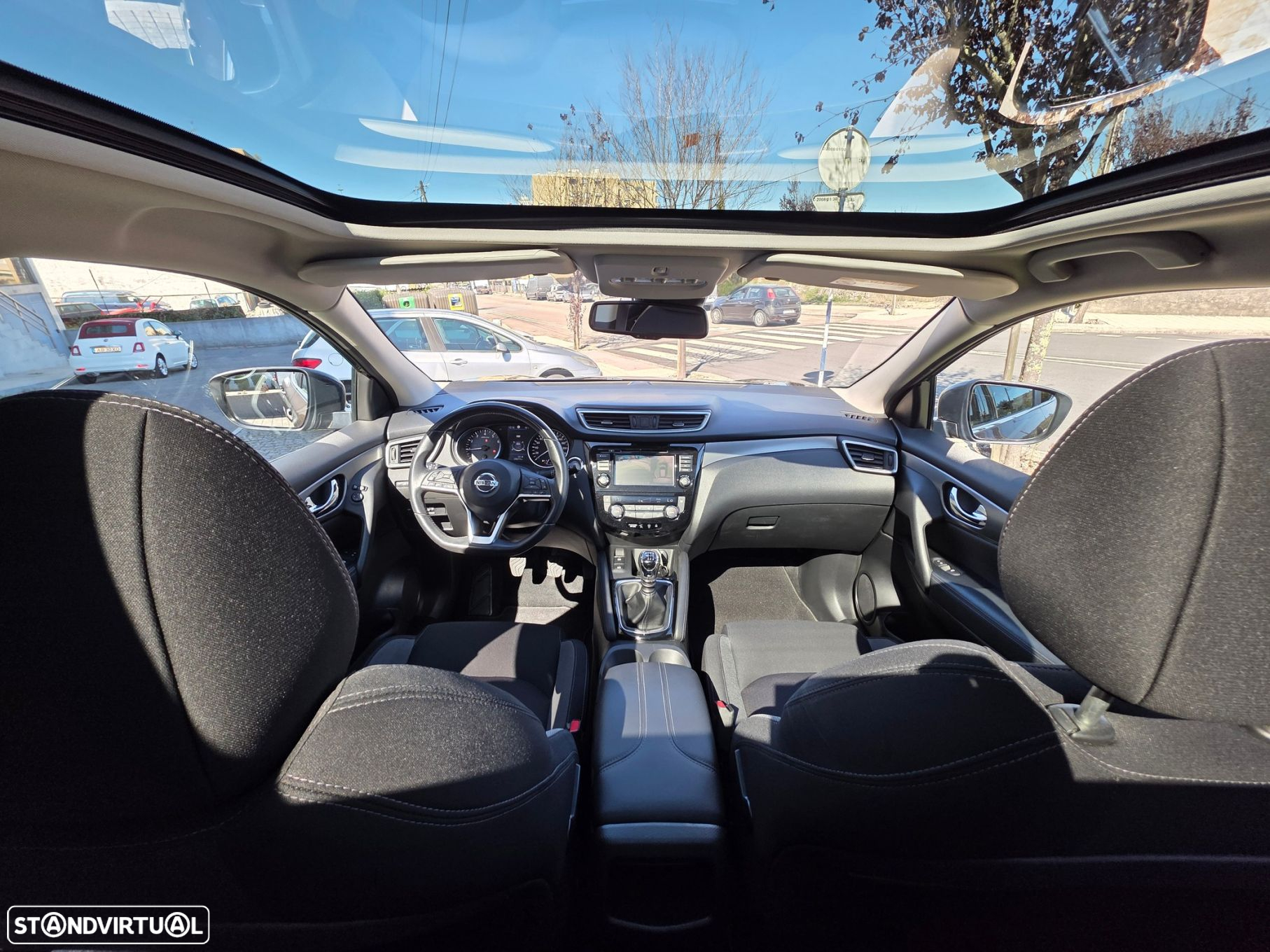 Nissan Qashqai 1.3 DIG-T N-Connecta J18 - 24
