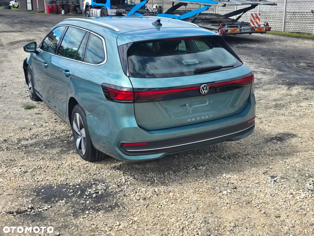 Volkswagen Passat 2.0 TDI EVO Essence DSG - 6
