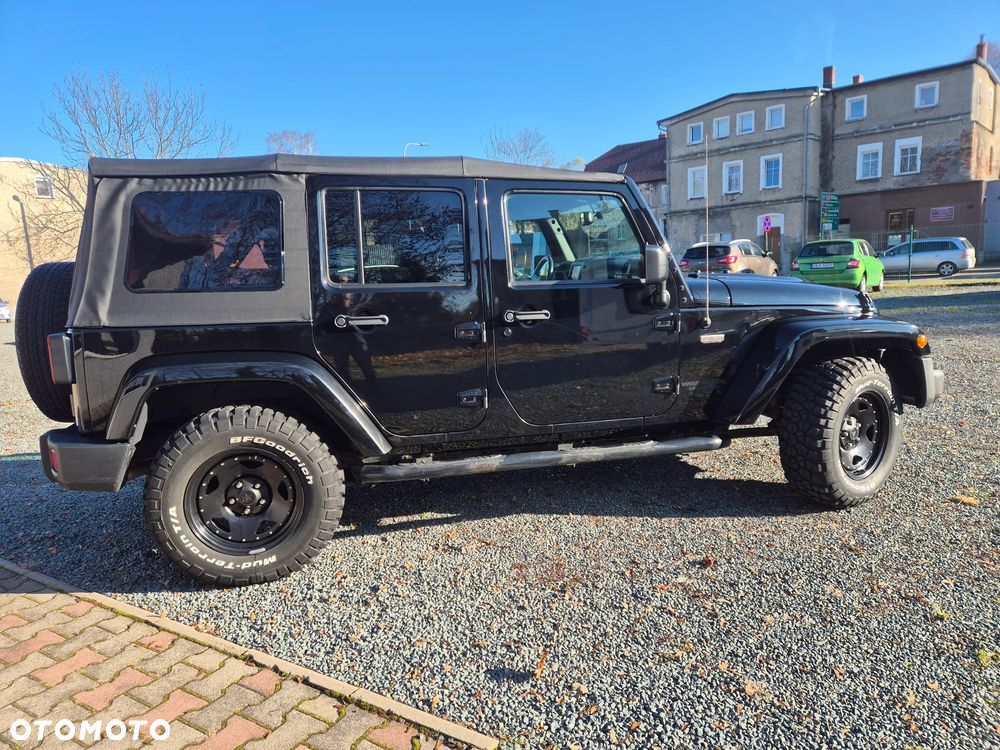 Jeep Wrangler 2.8 CRD Unlim Black Edition II - 10