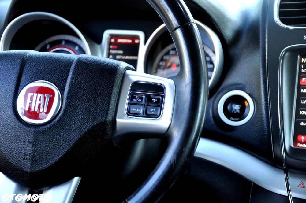 Fiat Freemont 2.0 Multijet Lounge AWD - 27