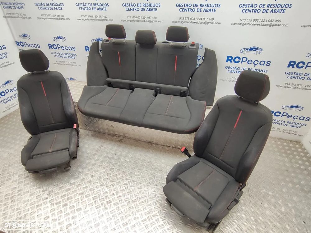 Conjunto Bancos em Tecido BMW Serie 1 F20 Pack M Eletricos Costura Vermelha 2012 a 2019 - 2