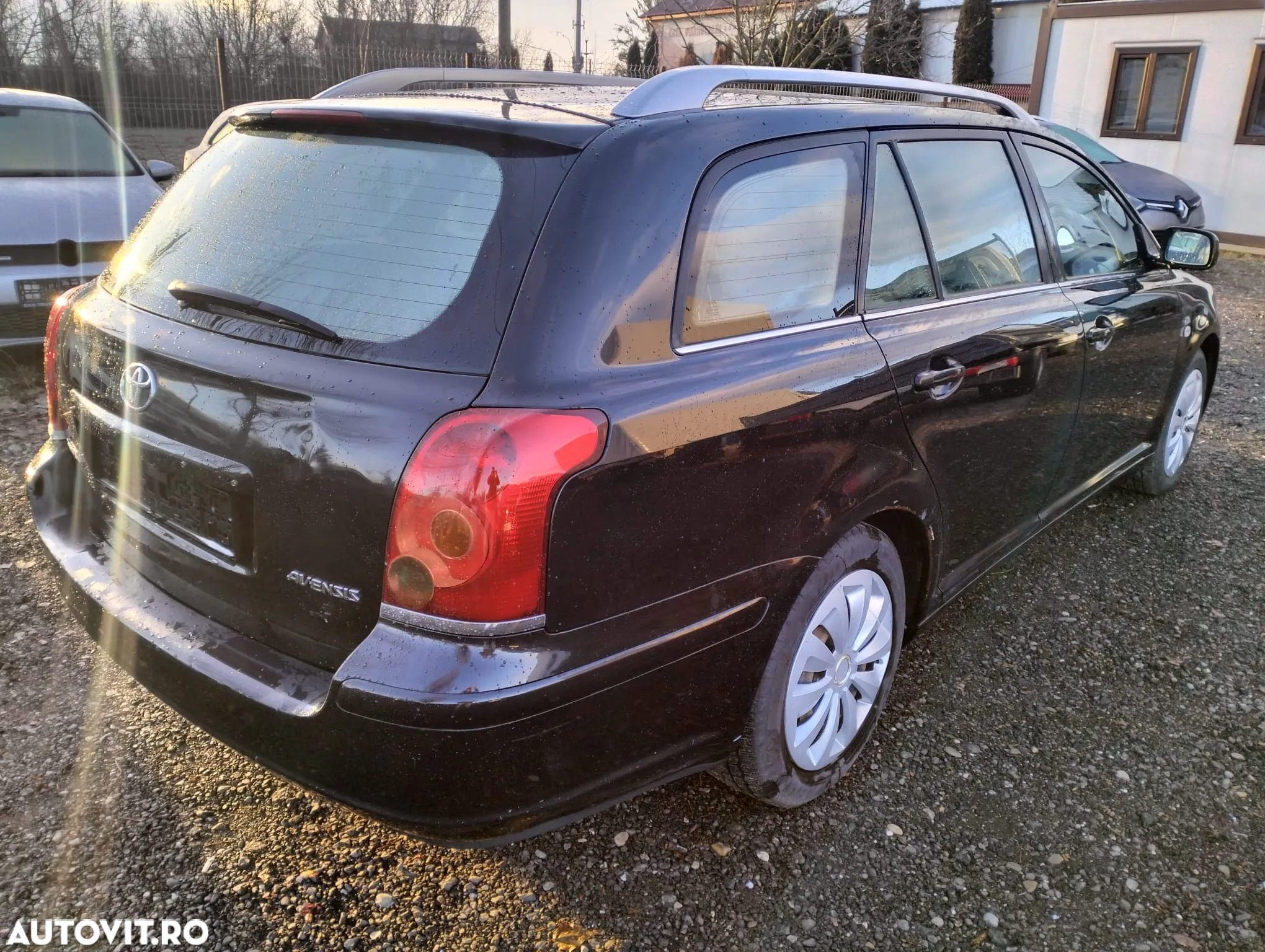 Toyota Avensis 2.0 D4D S/W Sol - 10