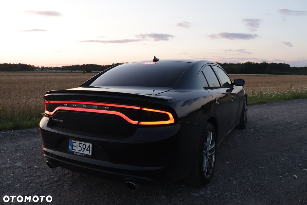 Dodge Charger - 5